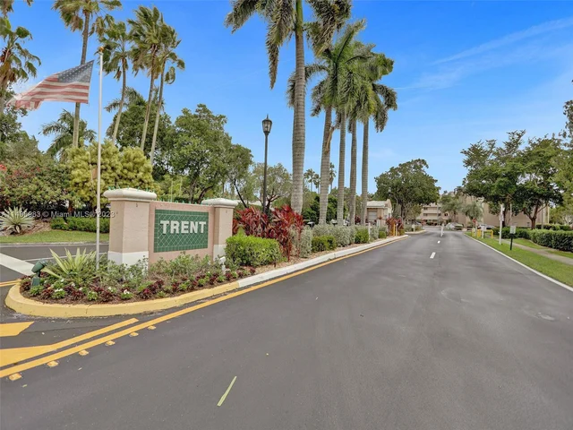 7686 Trent Dr # 313, Tamarac FL 33321