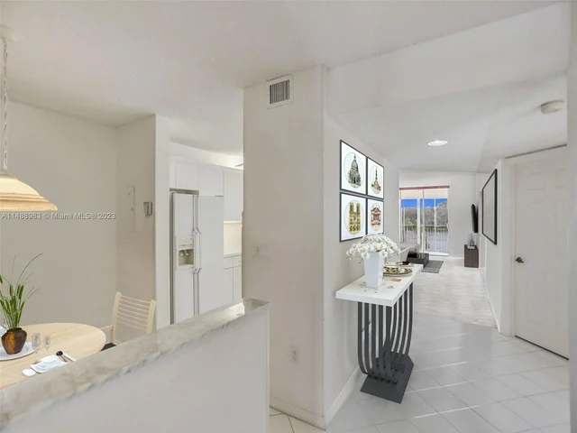 7686 Trent Dr # 313, Tamarac FL 33321