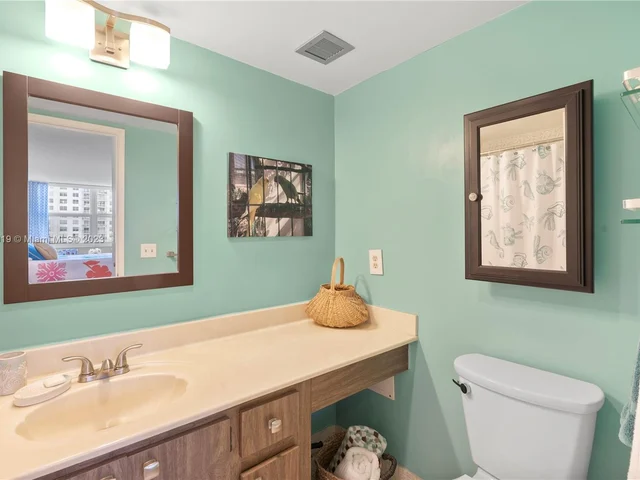 2801 NE 183rd St # 1214W, Aventura FL 33160