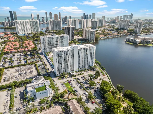 2801 NE 183rd St # 1214W, Aventura FL 33160