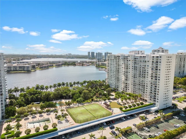 2801 NE 183rd St # 1214W, Aventura FL 33160