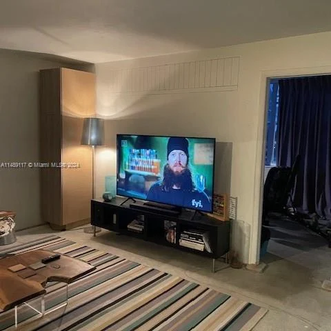 1050 93rd St # 3D, Bay Harbor Islands FL 33154