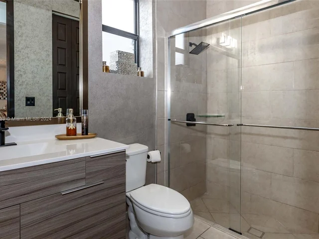 15940 SW 136th Way, Miami FL 33196