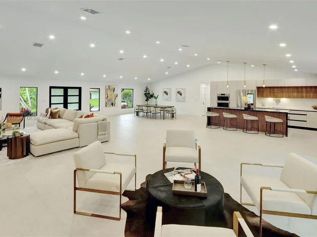 16923 SW 79th Ct, Palmetto Bay FL 33157