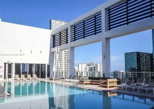 151 SE 1st St # 2411, Miami FL 33131