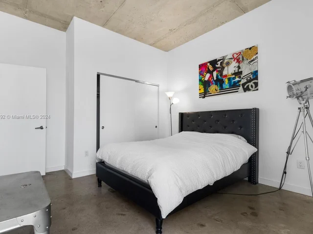 151 SE 1st St # 2411, Miami FL 33131