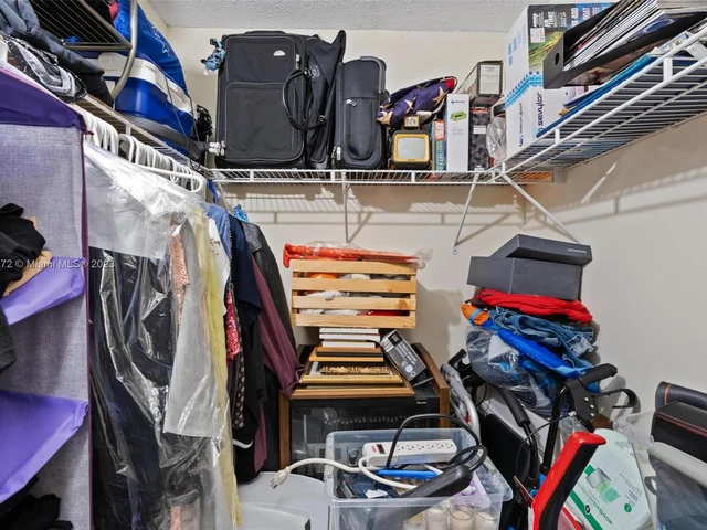 4100 Crystal Lake Dr # 109, Deerfield Beach FL 33064