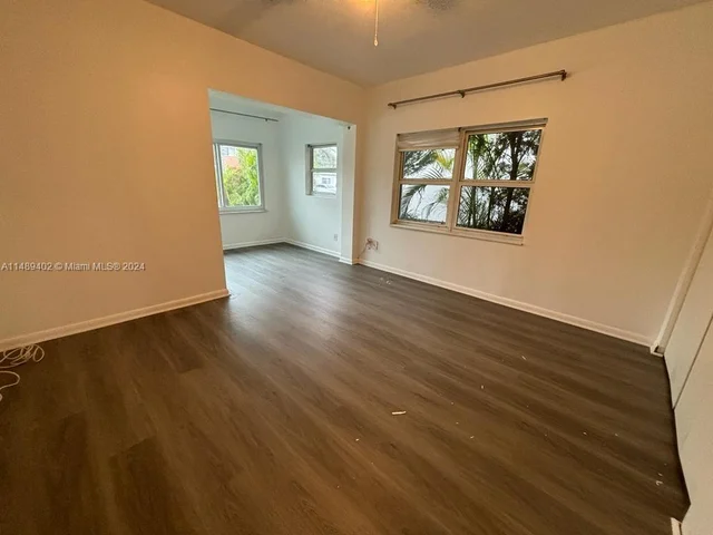 9324 Byron Ave, Surfside FL 33154