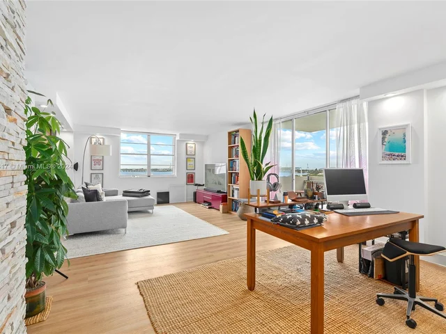 5 Island Ave # 10D, Miami Beach FL 33139