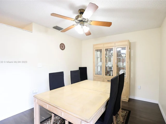 9315 SW 172nd Ter, Palmetto Bay FL 33157