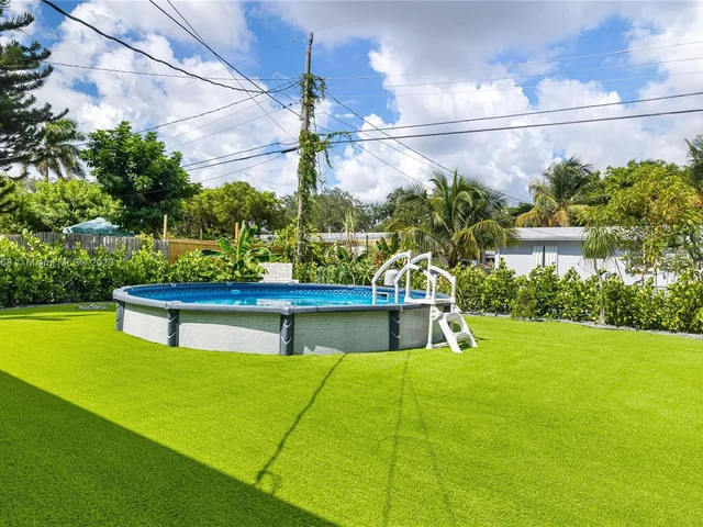 805 SW 22nd Ave, Fort Lauderdale FL 33312