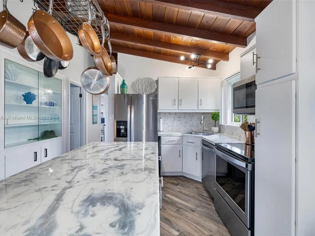 805 SW 22nd Ave, Fort Lauderdale FL 33312