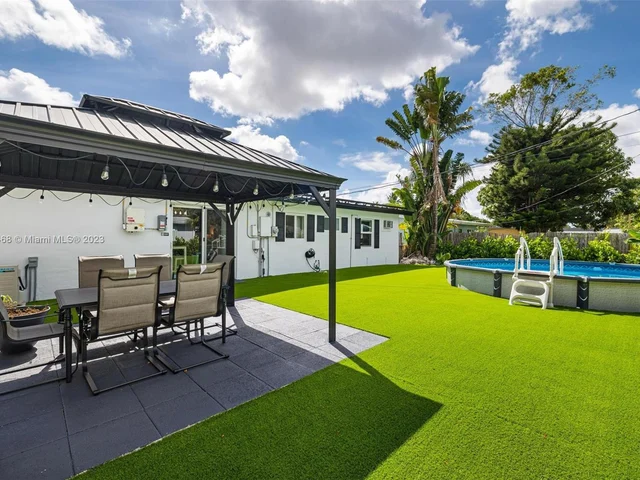 805 SW 22nd Ave, Fort Lauderdale FL 33312