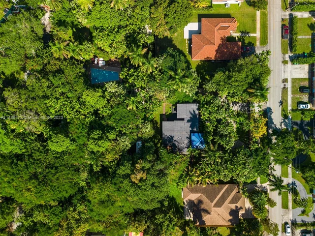 14560 NE 3rd Ct, Miami FL 33161