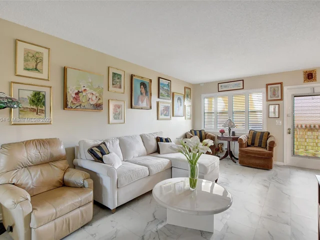 3037 Newcastle B # 3037, Boca Raton FL 33434