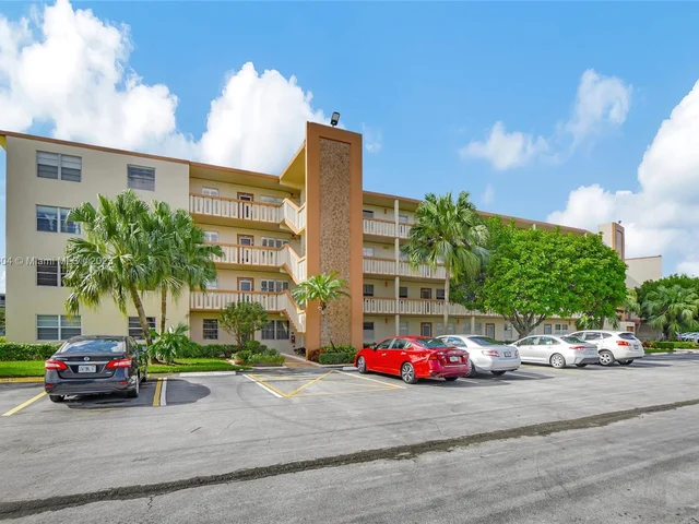 3037 Newcastle B # 3037, Boca Raton FL 33434