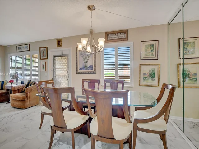 3037 Newcastle B # 3037, Boca Raton FL 33434