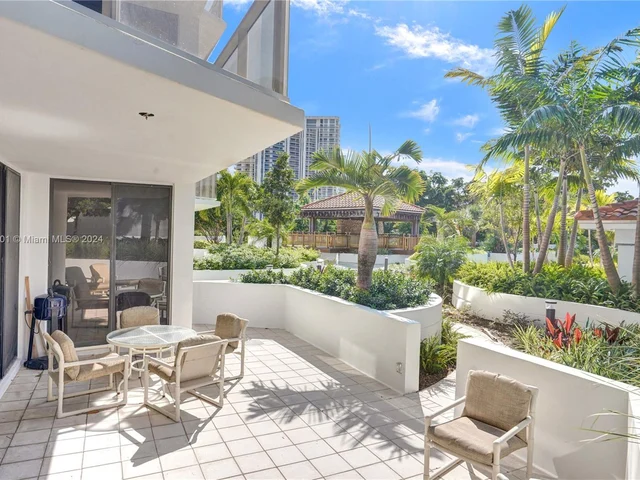 20281 E Country Club Dr # 207, Aventura FL 33180