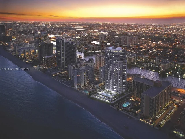 2711 S Ocean Dr # 2004, Hollywood FL 33019