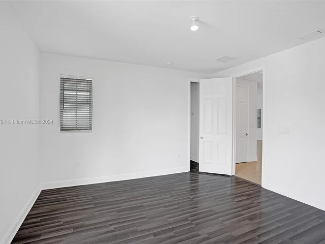 3547 Forest View Cir # 0, Dania Beach FL 33312