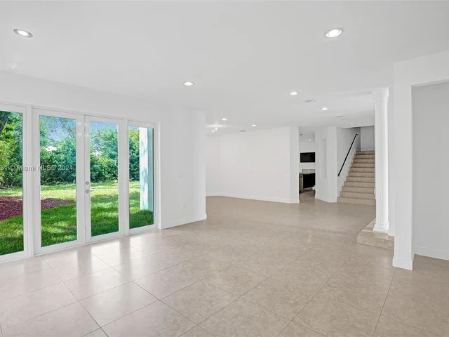 3547 Forest View Cir # 0, Dania Beach FL 33312