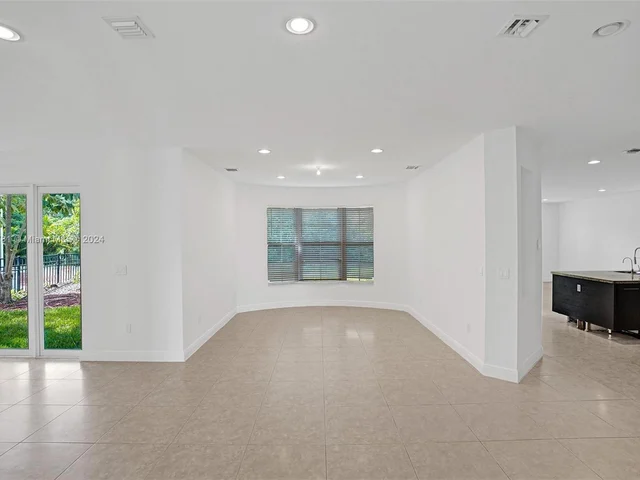 3547 Forest View Cir # 0, Dania Beach FL 33312