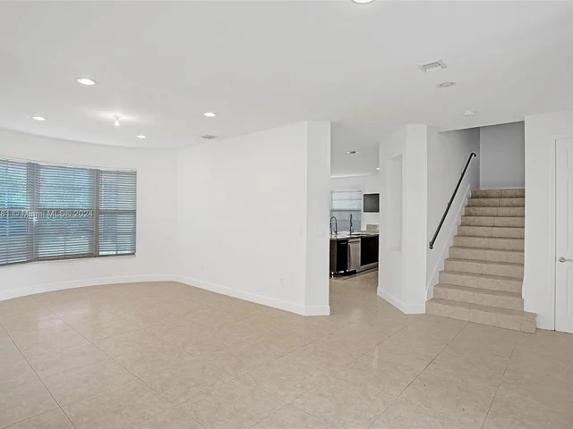 3547 Forest View Cir # 0, Dania Beach FL 33312