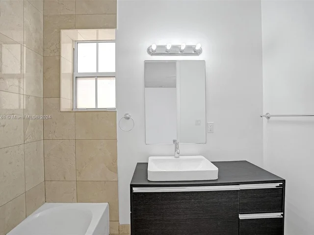 3547 Forest View Cir # 0, Dania Beach FL 33312