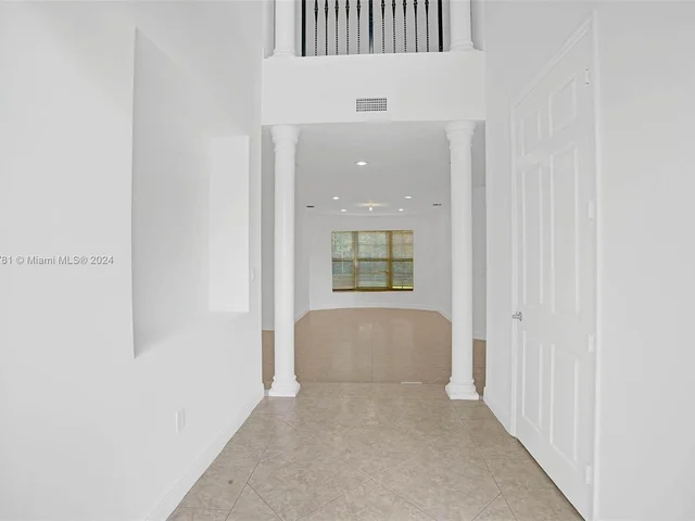 3547 Forest View Cir # 0, Dania Beach FL 33312