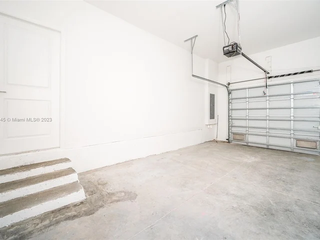 1110 SW 7th Ct, Florida City FL 33034