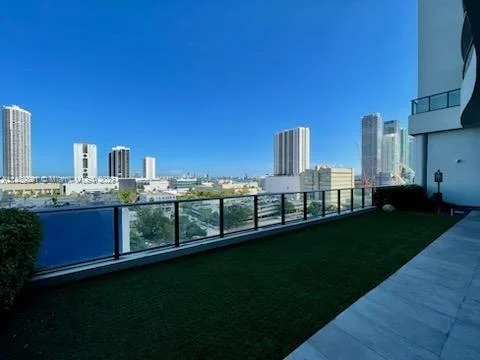 1600 NE 1st Ave # 3408, Miami FL 33132