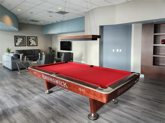 300 S Biscayne Blvd # 2616, Miami FL 33131