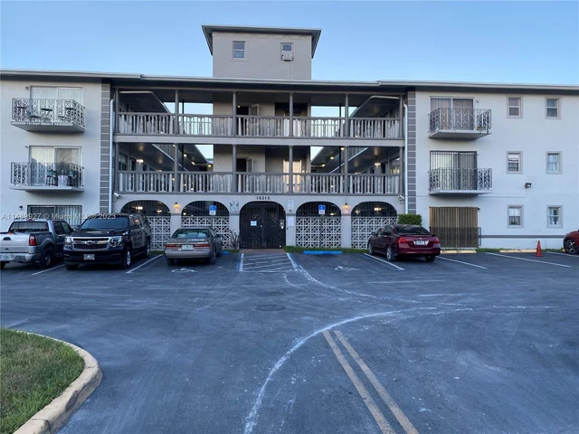 16215 NE 18th Ct # 204, North Miami Beach FL 33162