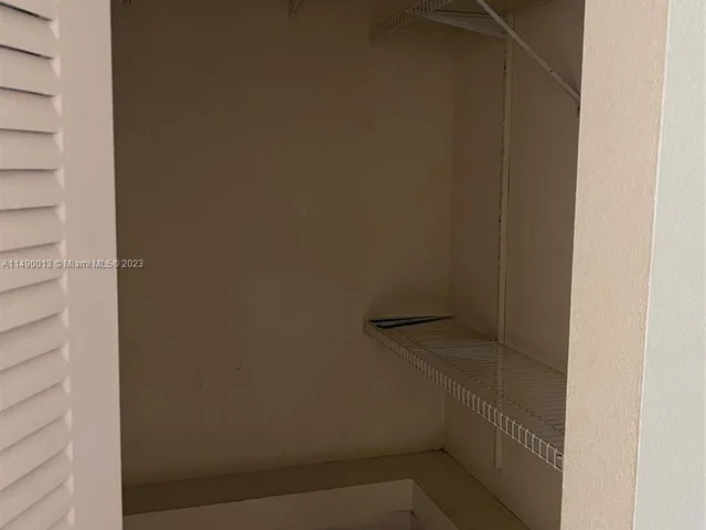 10900 SW 104th St # 103, Miami FL 33176