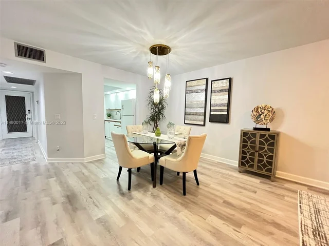 1200 SW 125th Ave # 405L, Pembroke Pines FL 33027