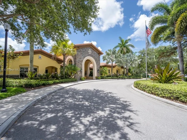 129 Evergrene Pkwy # 129, Palm Beach Gardens FL 33410