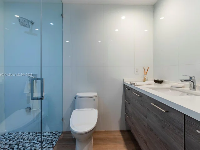 2225 Arch Creek Dr, North Miami FL 33181