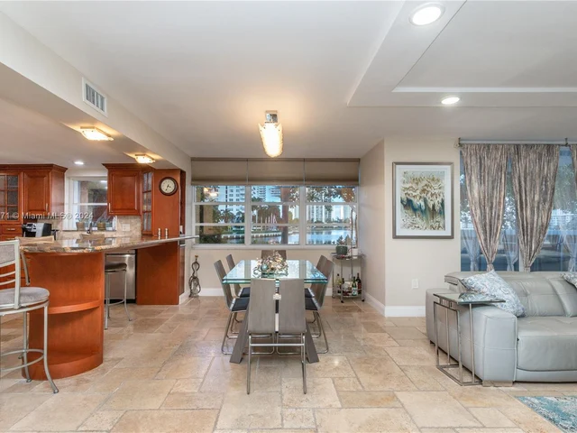 2780 NE 183rd St # 117, Aventura FL 33160