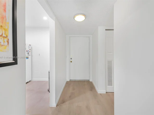 7900 Camino Cir # 310, Miami FL 33143