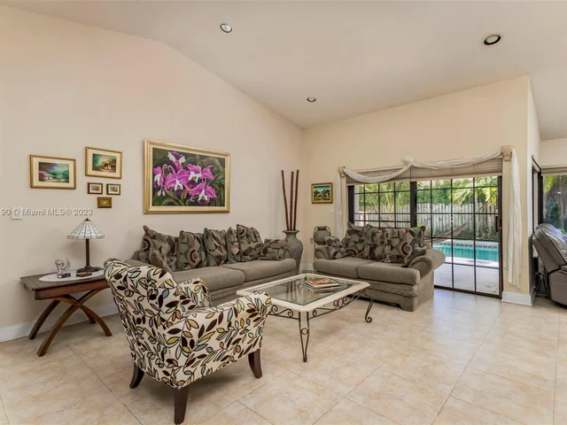 10485 SW 130th Ct, Miami FL 33186