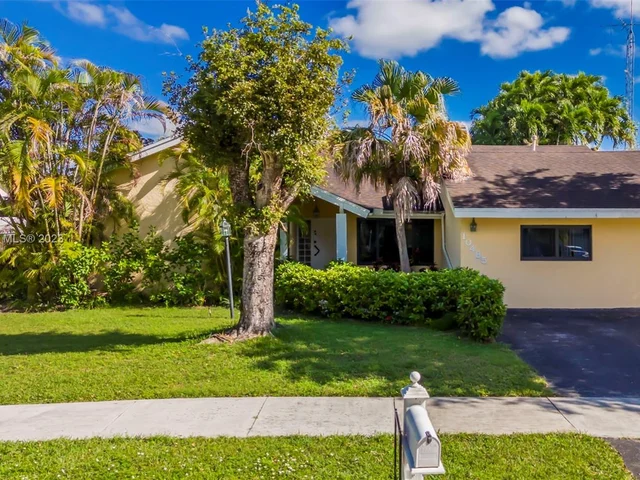 10485 SW 130th Ct, Miami FL 33186