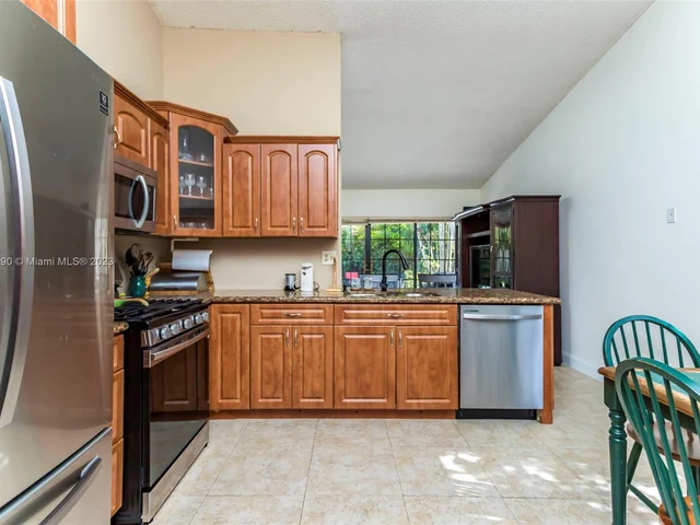 10485 SW 130th Ct, Miami FL 33186