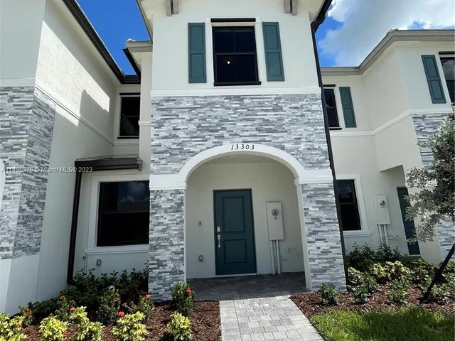 13303 SW 285th St # 13303, Homestead FL 33033