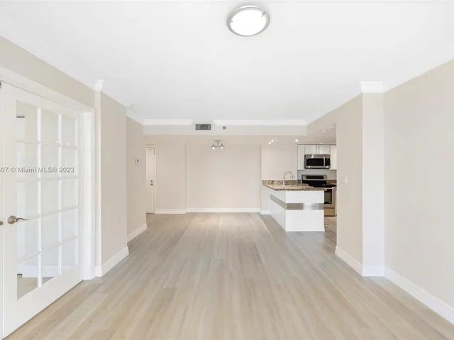 770 Claughton Island Dr # 1703, Miami FL 33131