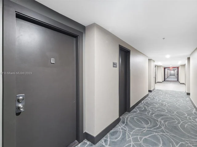 770 Claughton Island Dr # 1703, Miami FL 33131