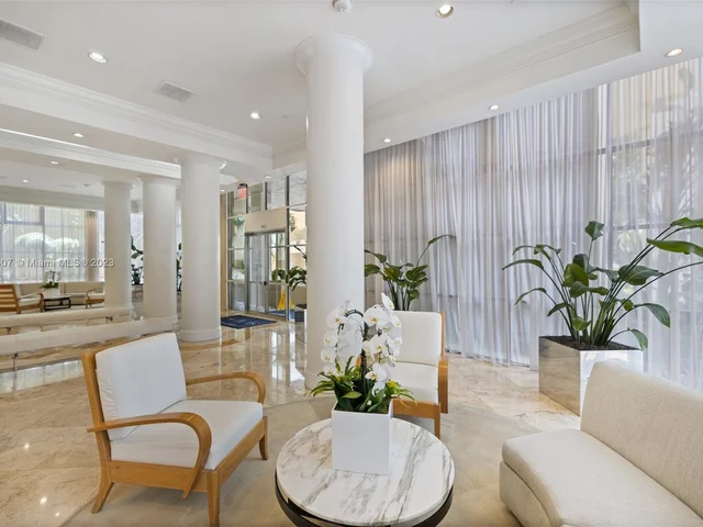 770 Claughton Island Dr # 1703, Miami FL 33131