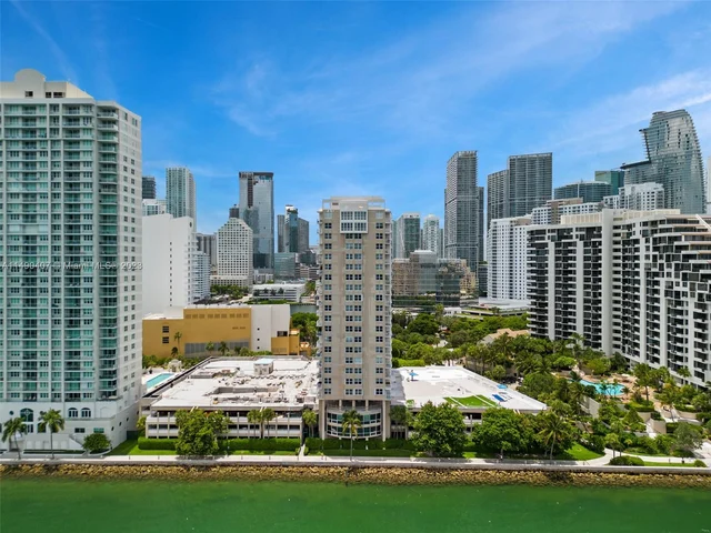 770 Claughton Island Dr # 1703, Miami FL 33131