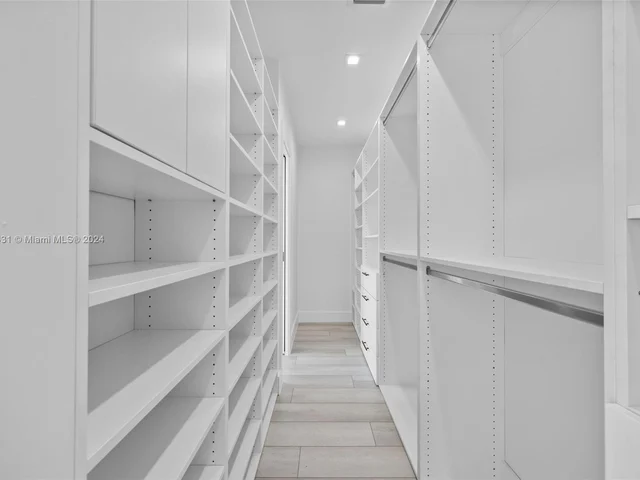 8914 SW 25th St, Miami FL 33165