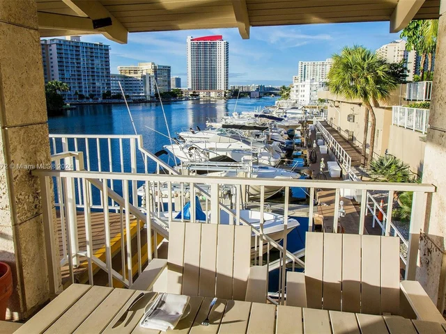 1985 S Ocean Dr # 14H, Hallandale Beach FL 33009