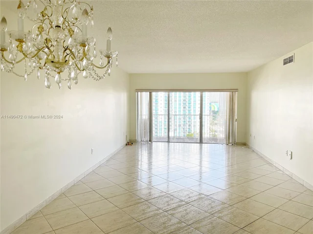 1985 S Ocean Dr # 14H, Hallandale Beach FL 33009